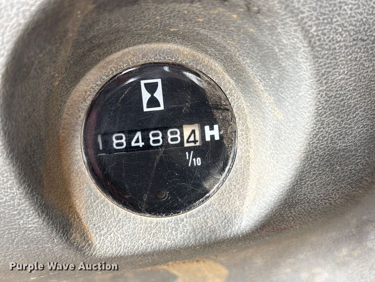 image for item DT2892 Hitachi EX200 excavator