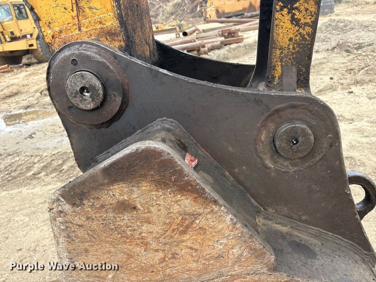 image for item DT2893 1995 John Deere 892ELC excavator