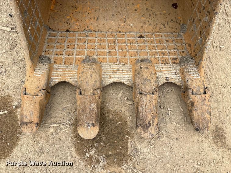 image for item DT2893 1995 John Deere 892ELC excavator