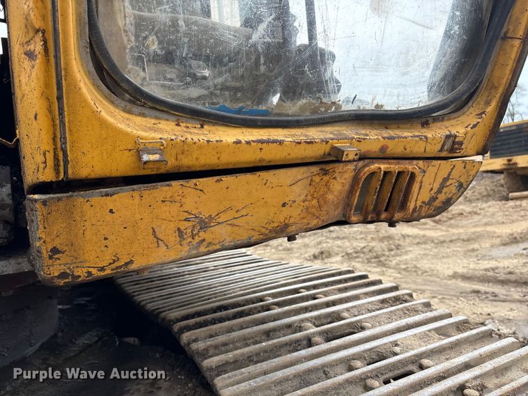 image for item DT2893 1995 John Deere 892ELC excavator