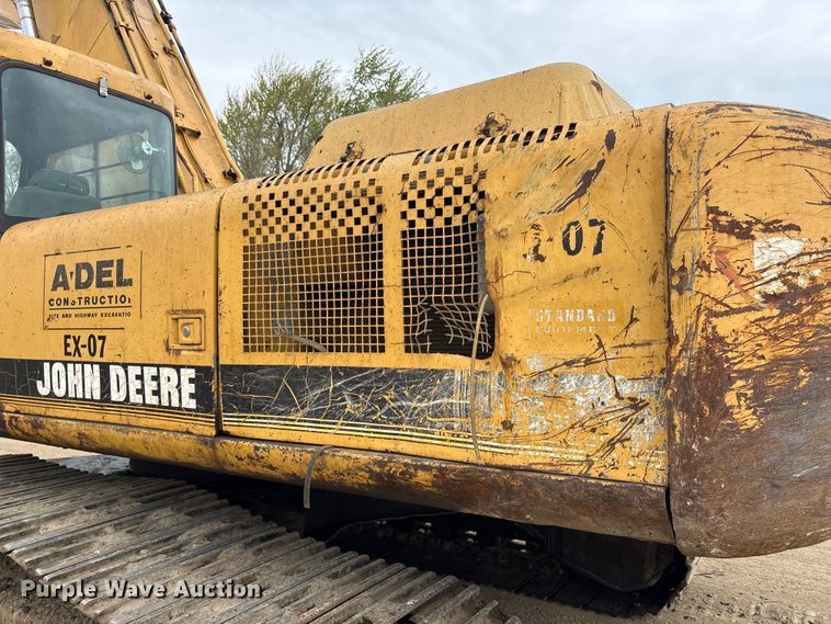 image for item DT2893 1995 John Deere 892ELC excavator