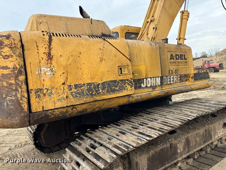 image for item DT2893 1995 John Deere 892ELC excavator