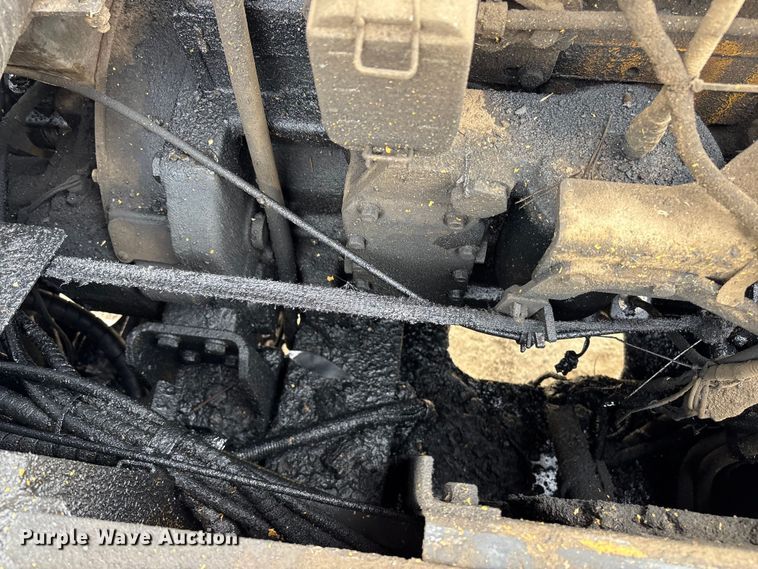 image for item DT2893 1995 John Deere 892ELC excavator