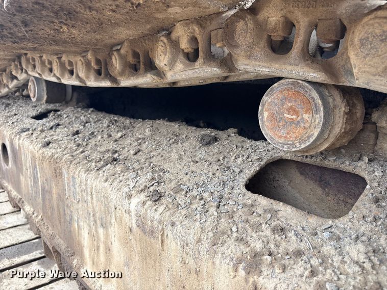 image for item DT2893 1995 John Deere 892ELC excavator