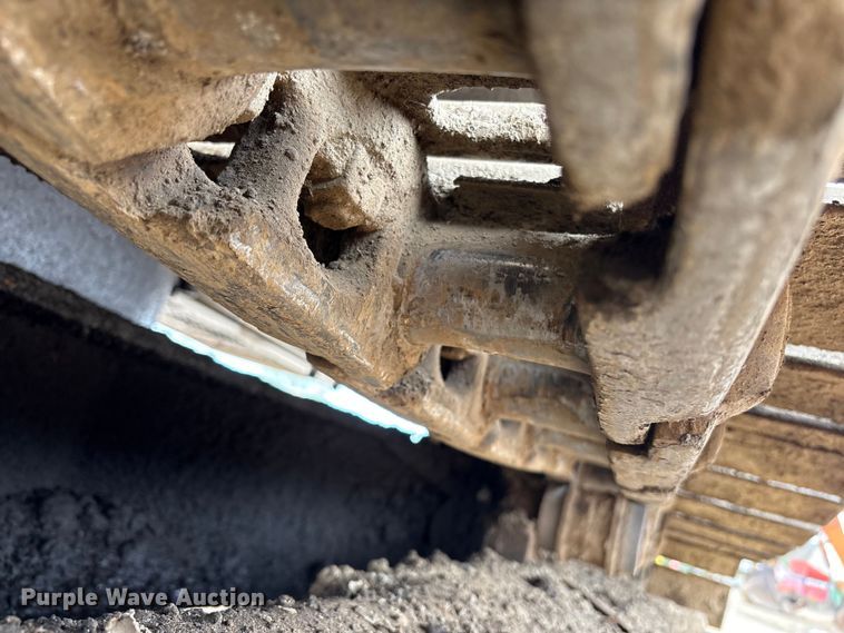 image for item DT2893 1995 John Deere 892ELC excavator