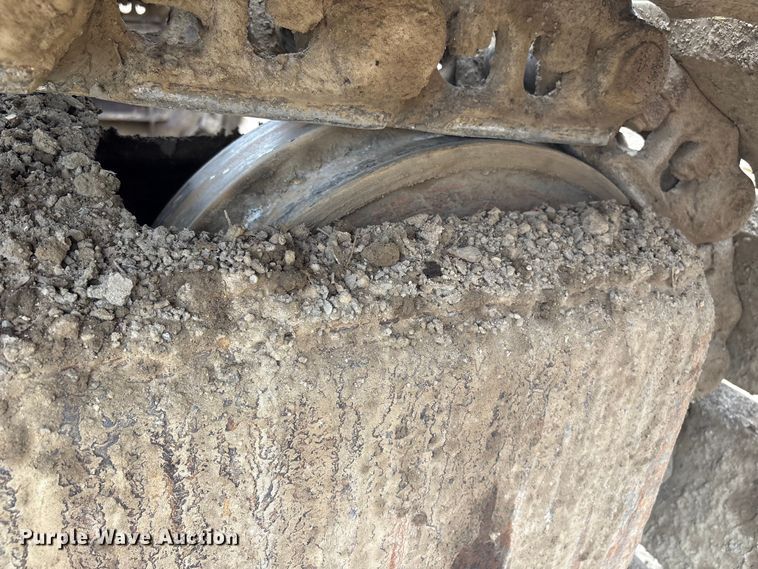 image for item DT2893 1995 John Deere 892ELC excavator