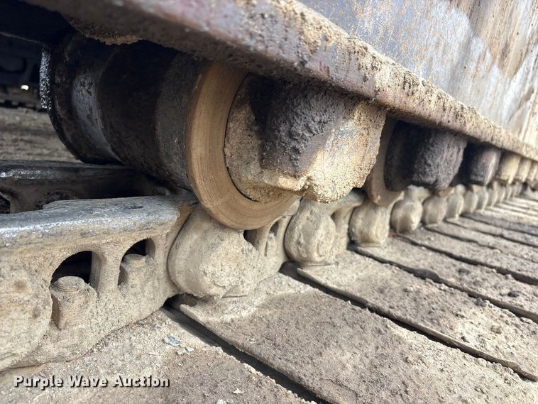 image for item DT2893 1995 John Deere 892ELC excavator