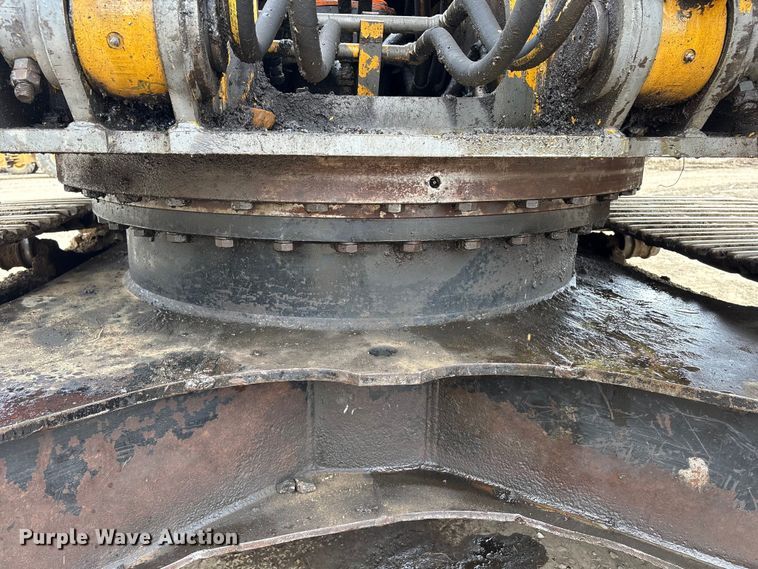 image for item DT2893 1995 John Deere 892ELC excavator