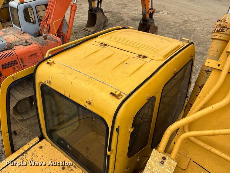 image for item DT2894 1999 John Deere 450LC excavator