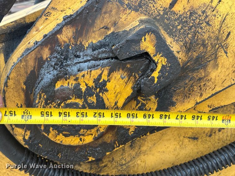 image for item DT2894 1999 John Deere 450LC excavator