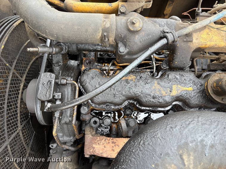 image for item DT2894 1999 John Deere 450LC excavator