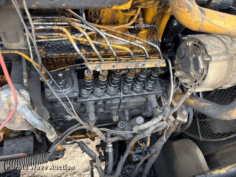 image for item DT2894 1999 John Deere 450LC excavator