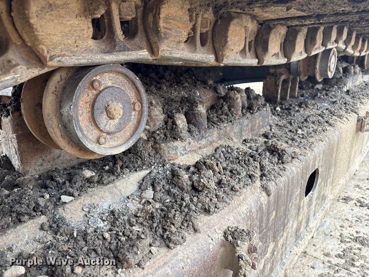 image for item DT2894 1999 John Deere 450LC excavator