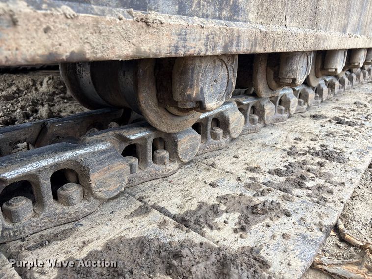 image for item DT2894 1999 John Deere 450LC excavator