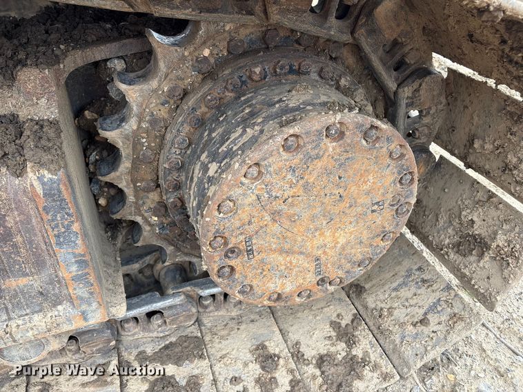 image for item DT2894 1999 John Deere 450LC excavator