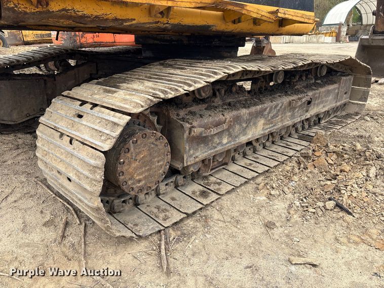 image for item DT2894 1999 John Deere 450LC excavator