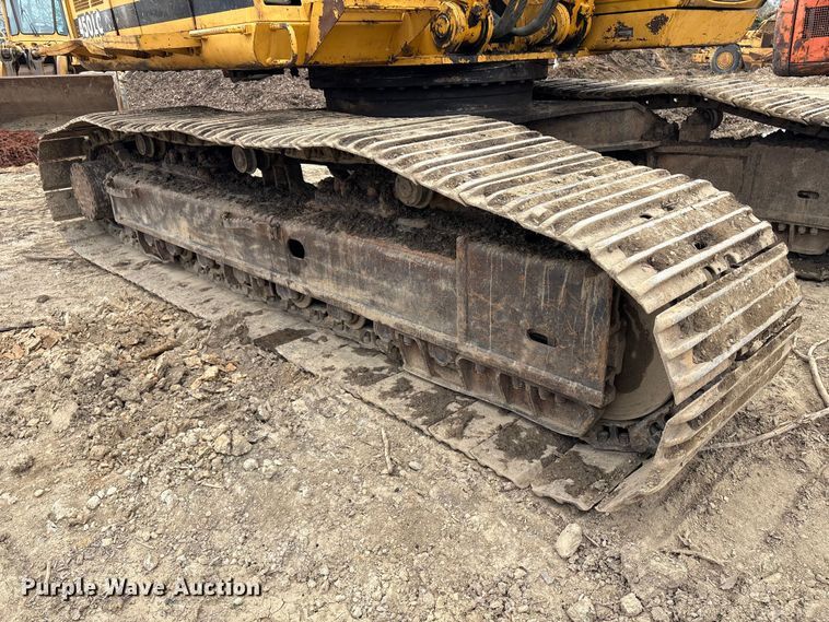 image for item DT2894 1999 John Deere 450LC excavator