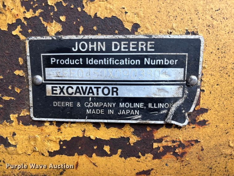 image for item DT2894 1999 John Deere 450LC excavator