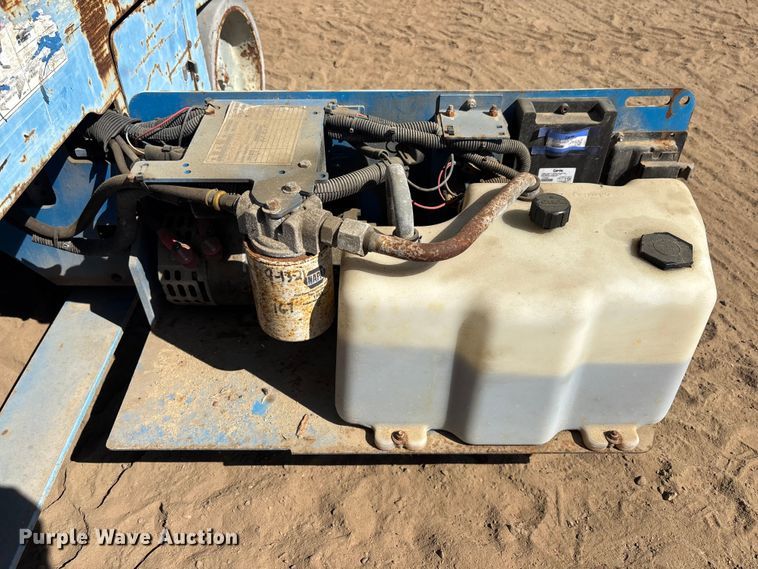 image for item DU0467 2014 Genie GS-3246 scissor lift