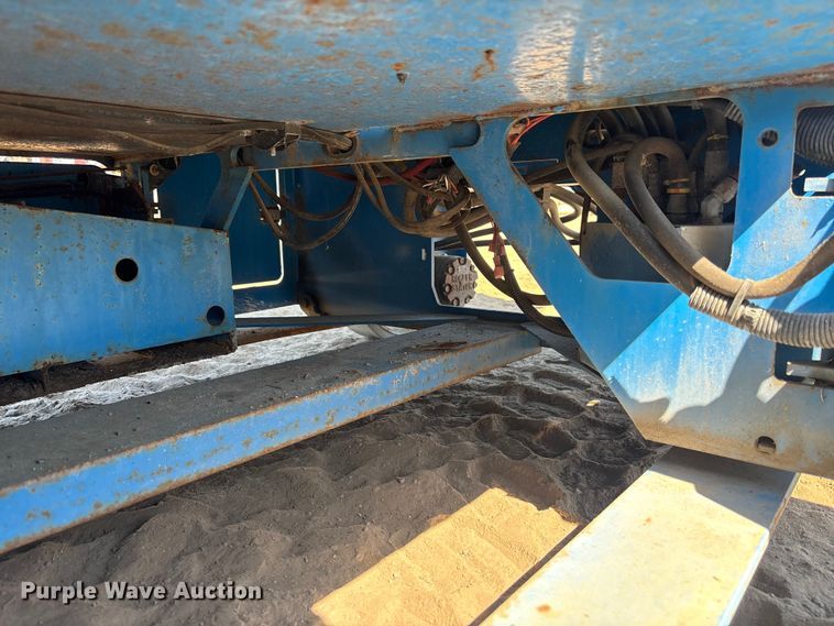 image for item DU0467 2014 Genie GS-3246 scissor lift