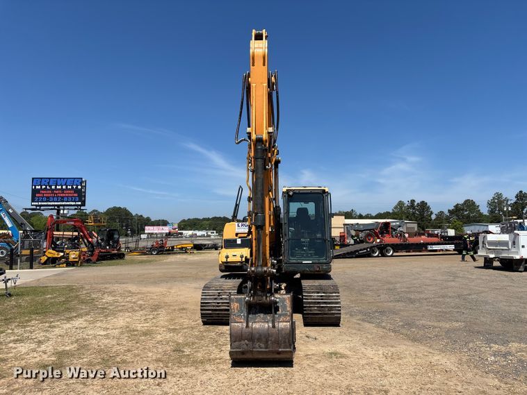 image for item DU0468 Hyundai HX140L excavator