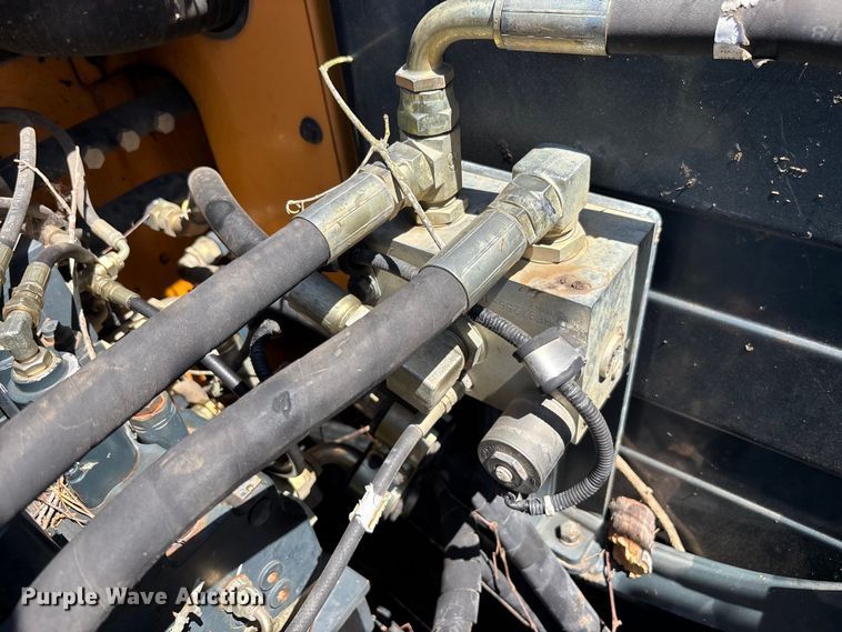 image for item DU0468 Hyundai HX140L excavator