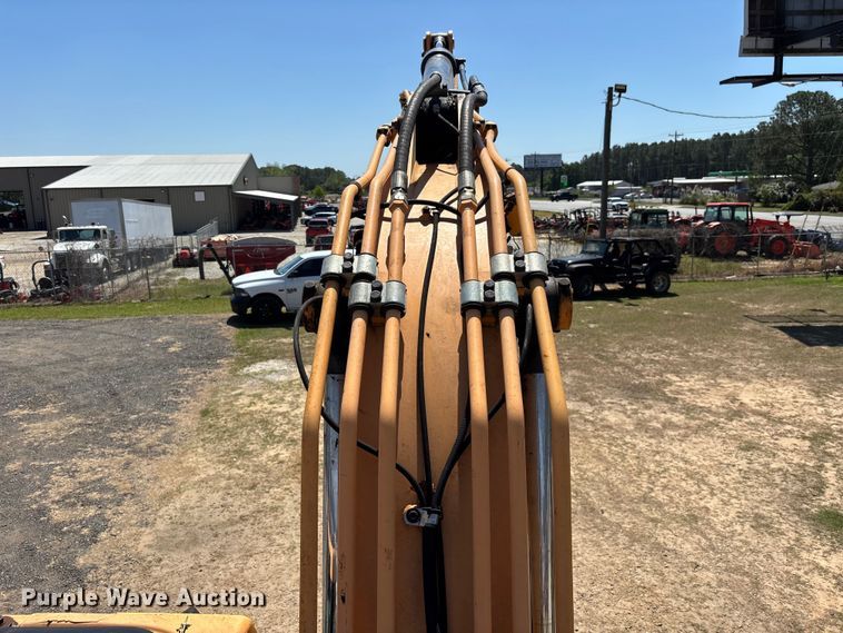 image for item DU0468 Hyundai HX140L excavator