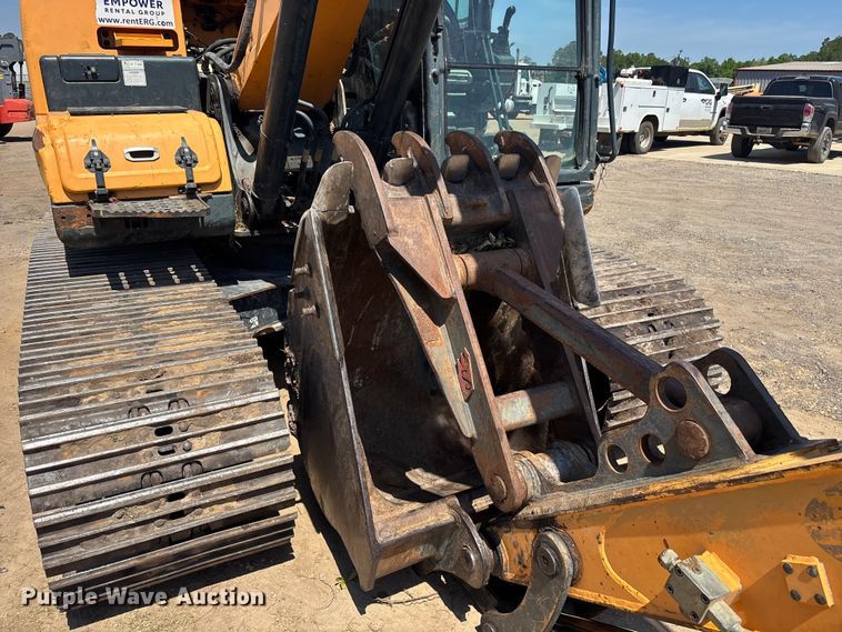 image for item DU0468 Hyundai HX140L excavator