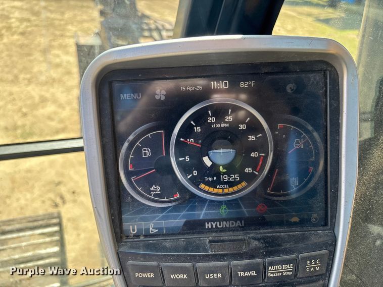 image for item DU0468 Hyundai HX140L excavator