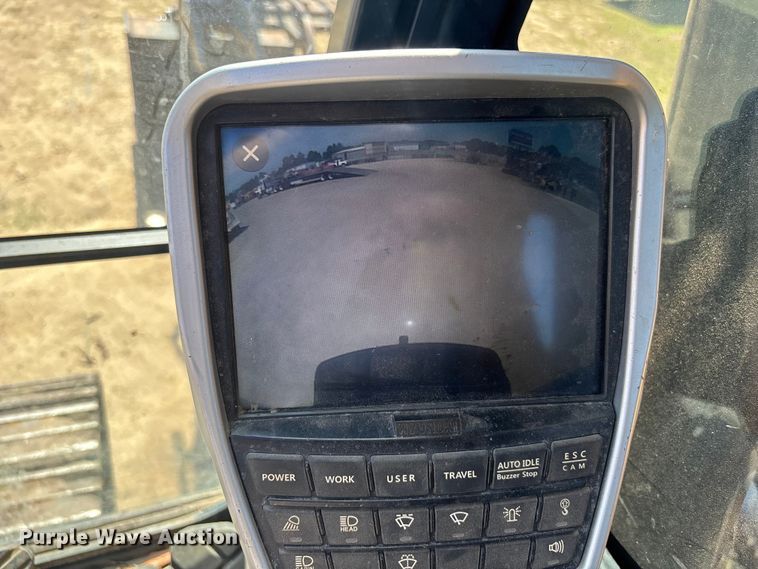 image for item DU0468 Hyundai HX140L excavator