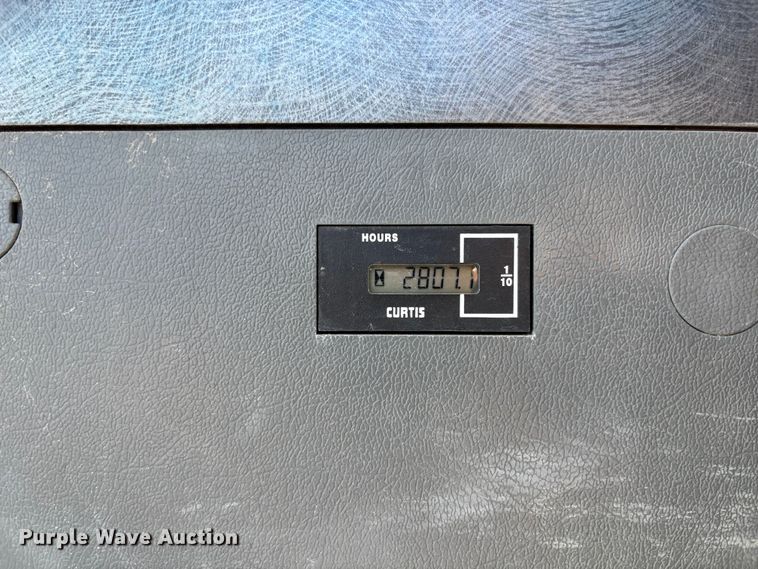 image for item DU0468 Hyundai HX140L excavator