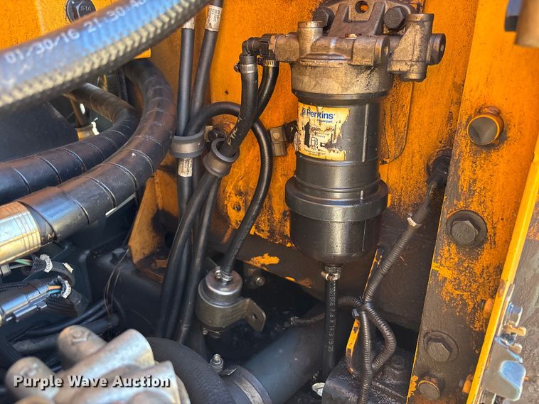 image for item DU0468 Hyundai HX140L excavator