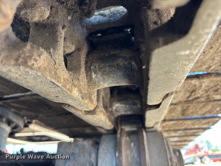 image for item DU0468 Hyundai HX140L excavator