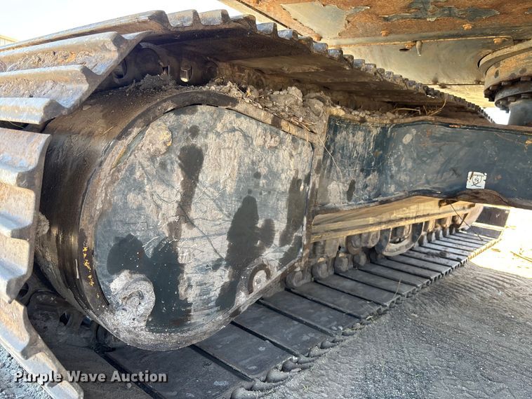 image for item DU0468 Hyundai HX140L excavator