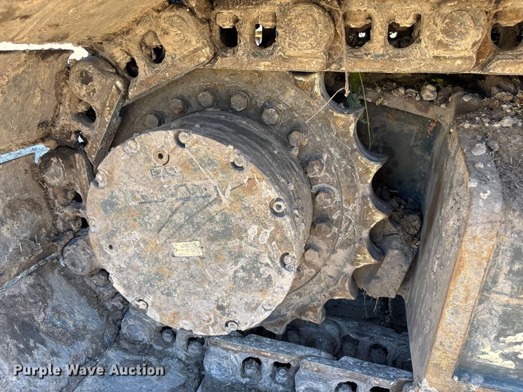 image for item DU0468 Hyundai HX140L excavator