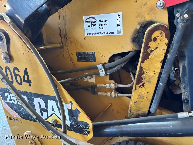 image for item DU0469 2018 Caterpillar 259D tracked skid steer loader