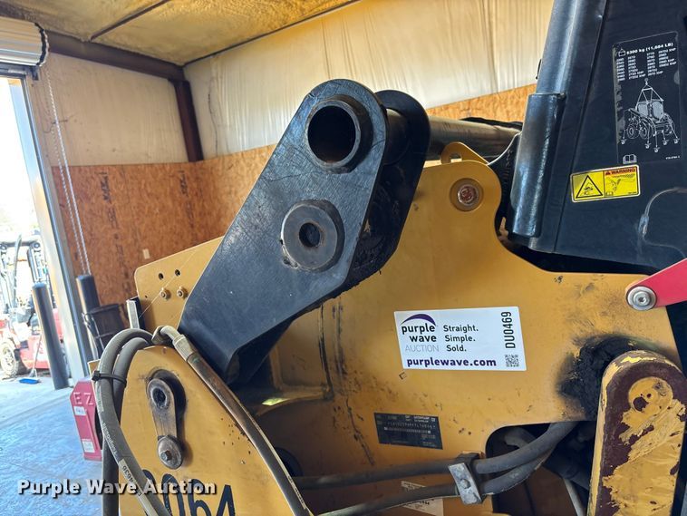 image for item DU0469 2018 Caterpillar 259D tracked skid steer loader