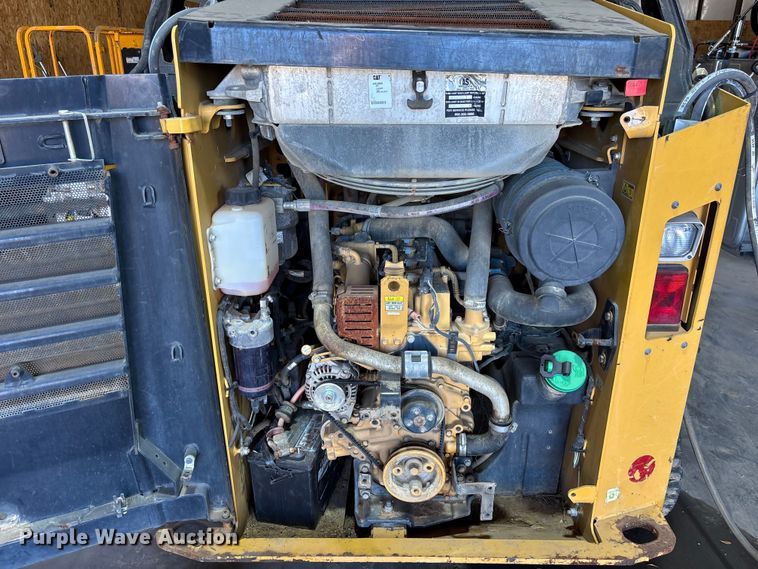 image for item DU0469 2018 Caterpillar 259D tracked skid steer loader