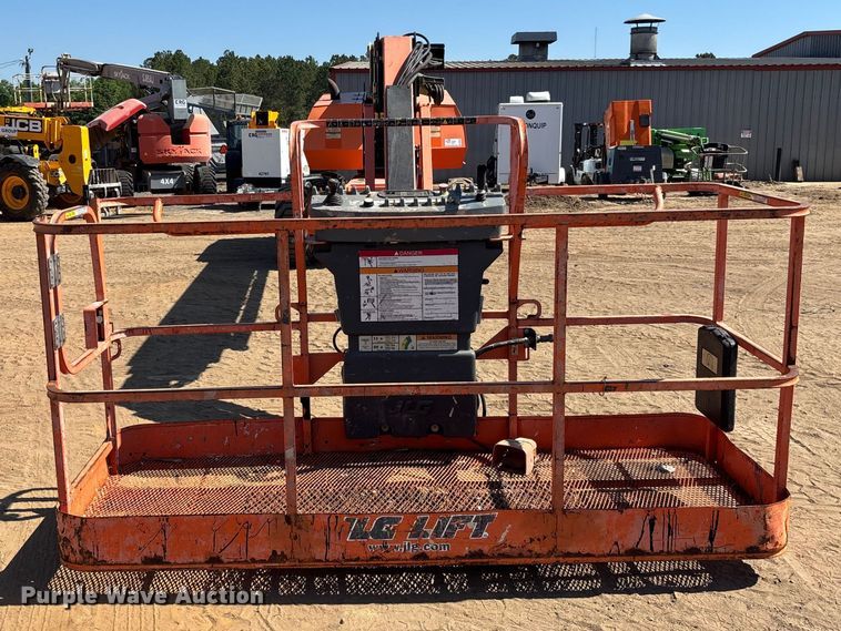 image for item DU0470 2008 JLG 860SJ boom lift