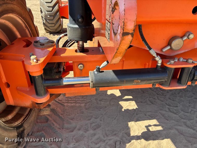 image for item DU0470 2008 JLG 860SJ boom lift