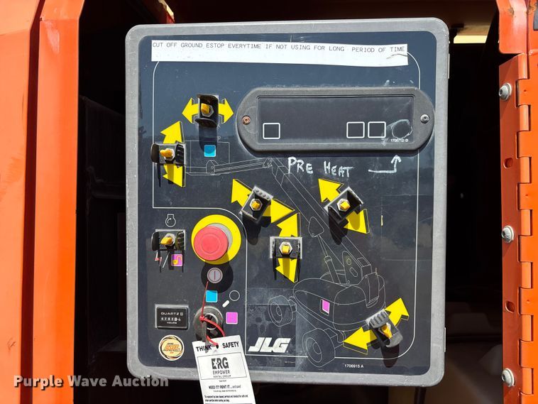 image for item DU0470 2008 JLG 860SJ boom lift