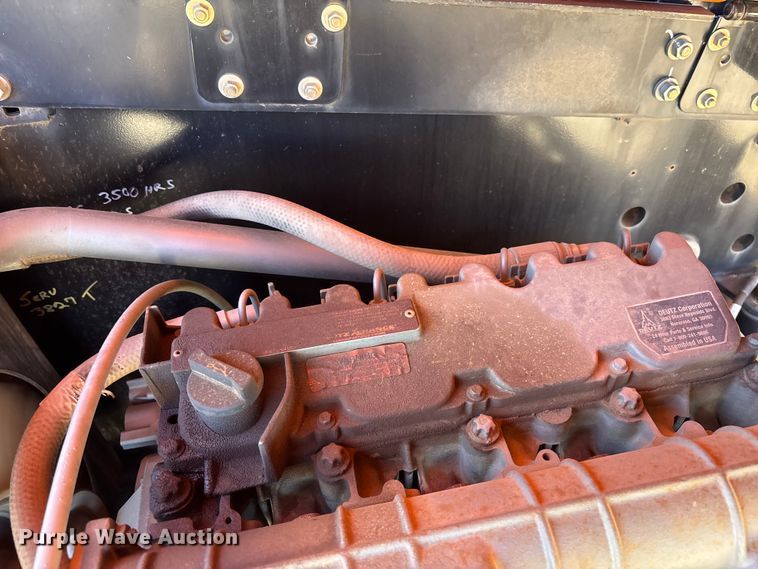 image for item DU0470 2008 JLG 860SJ boom lift