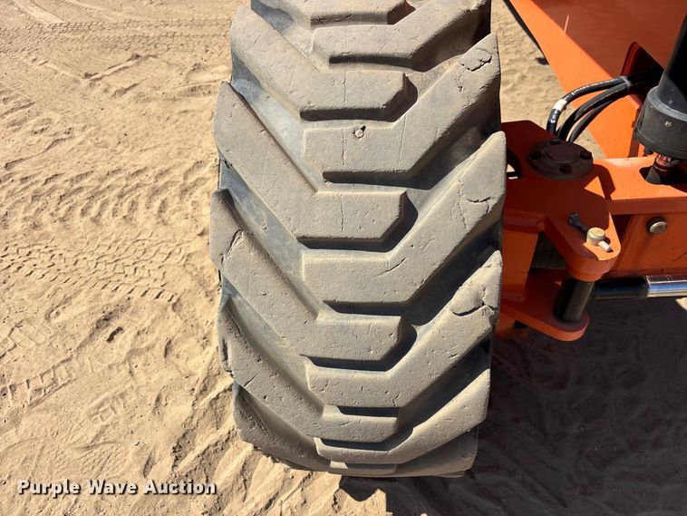 image for item DU0470 2008 JLG 860SJ boom lift