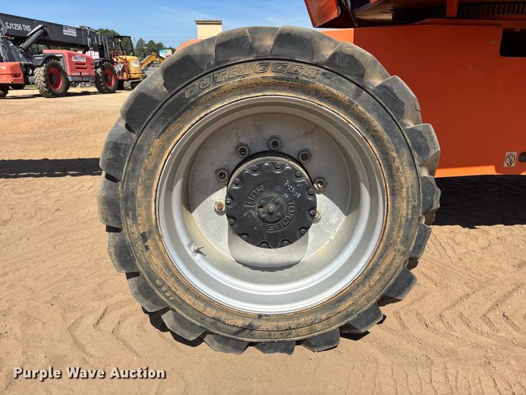 image for item DU0470 2008 JLG 860SJ boom lift