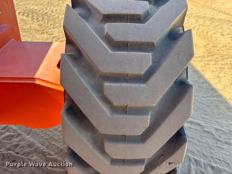 image for item DU0470 2008 JLG 860SJ boom lift