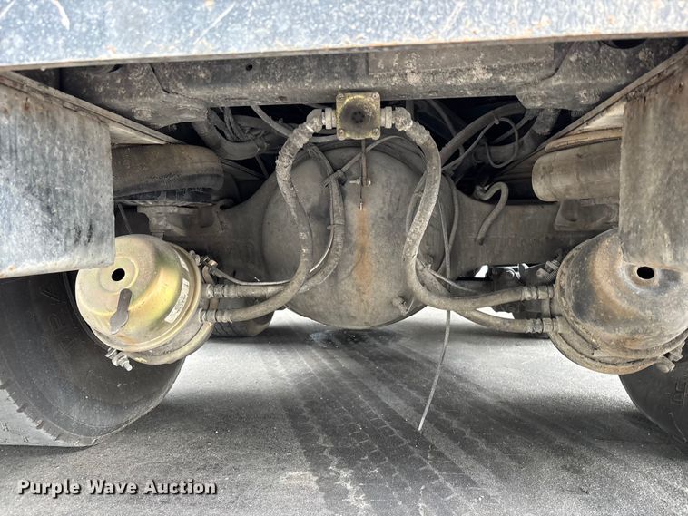 image for item DU0482 2007 Kenworth T800B vacuum truck