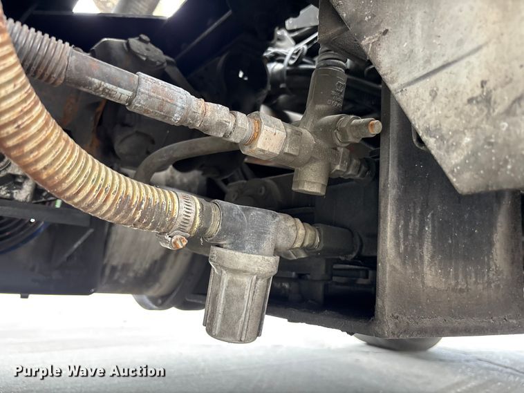 image for item DU0482 2007 Kenworth T800B vacuum truck