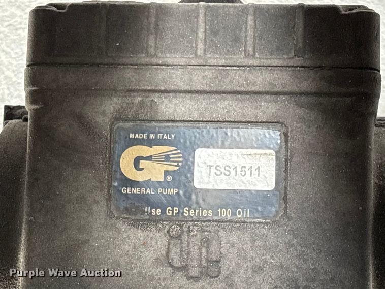 image for item DU0482 2007 Kenworth T800B vacuum truck