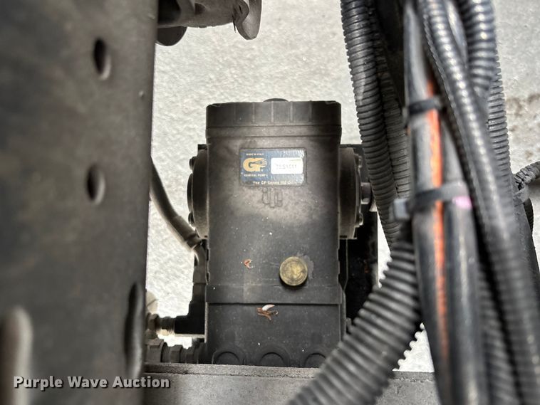 image for item DU0482 2007 Kenworth T800B vacuum truck