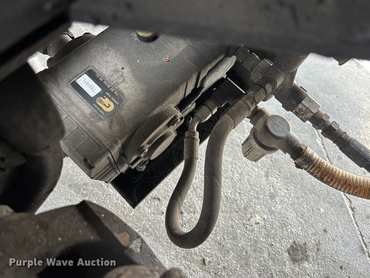 image for item DU0482 2007 Kenworth T800B vacuum truck